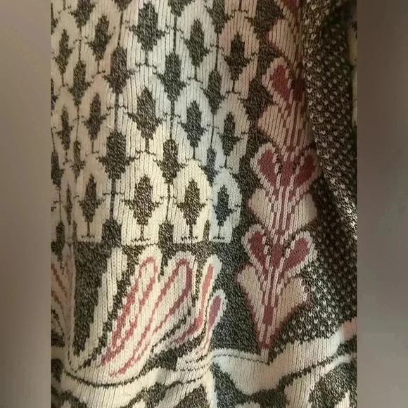 Vintage J C & Louis Gray and Pink Patterned Women’s Large Sweater - Picture 2 of 6